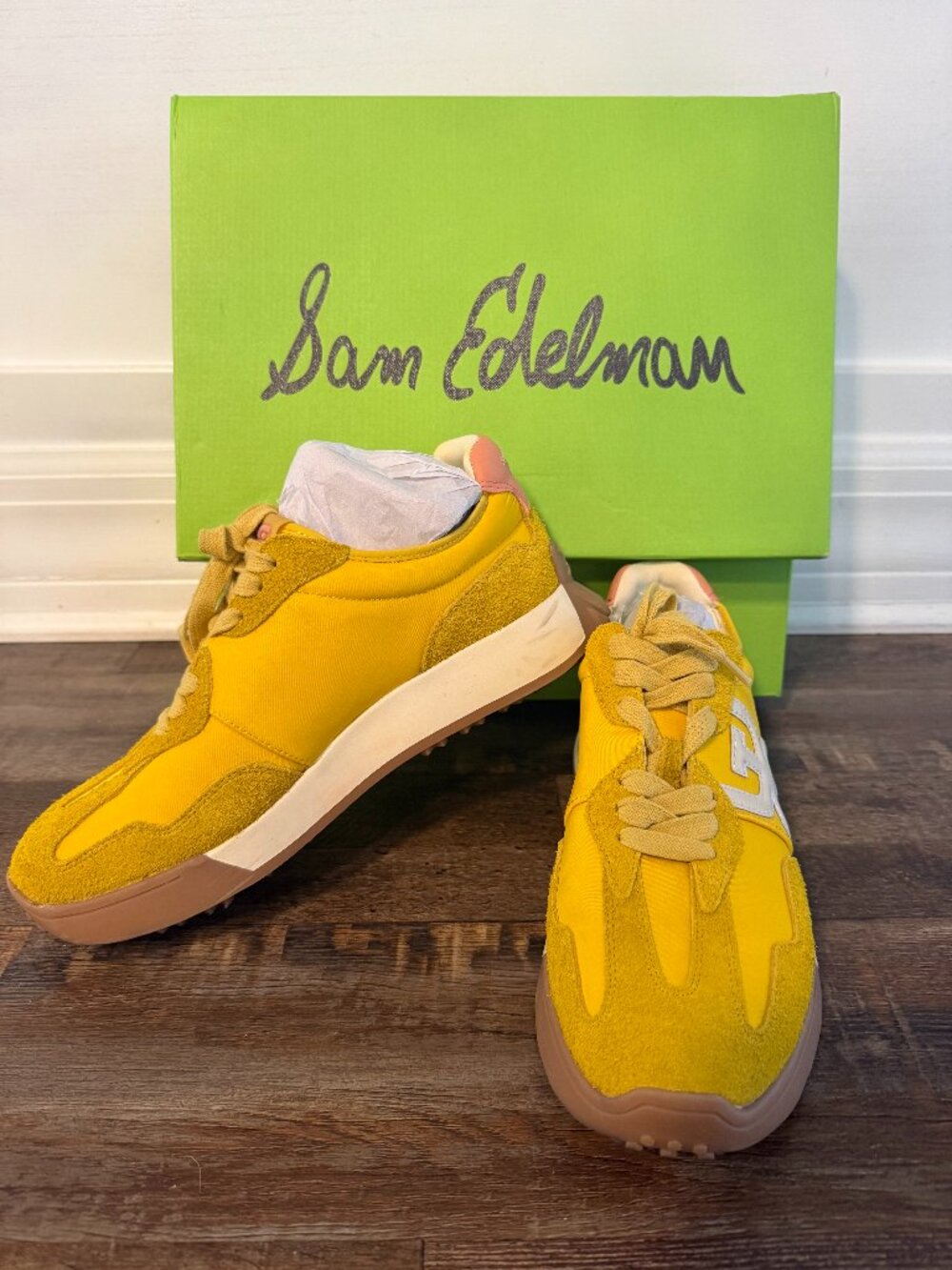 Sam Edelman Ethyl Retro Jogger Sneakers in Yellow/Gold Women's 9.5